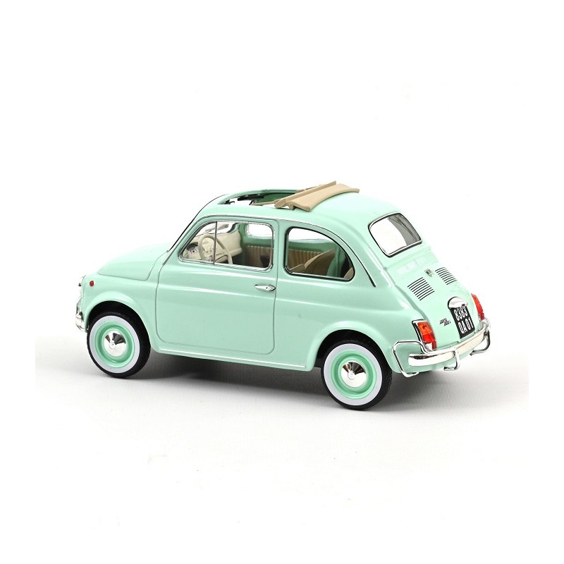 Fiat 500 L 1968 Bleu Pastel cadeau de naissance 1/18 - Norev